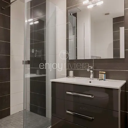 Apartment Palais Miramar - & B31 - Croisette Emplacement Unique - 20m - Wifi - Clim *